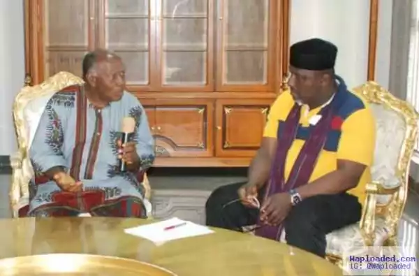 Man whose wife was killed in Kano meets with Governor Okorocha (photos)